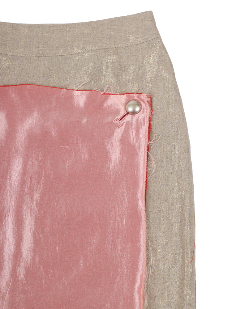 Book on skirt