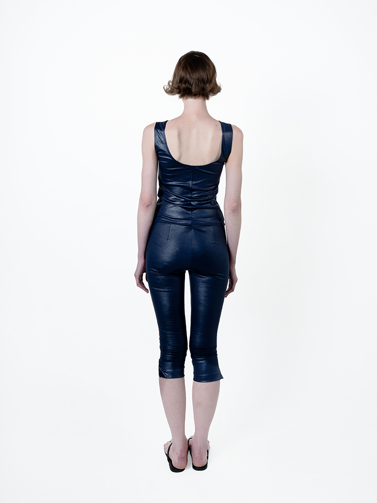 Flat Sleeveless
