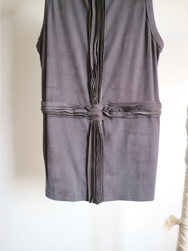 Pices Vest