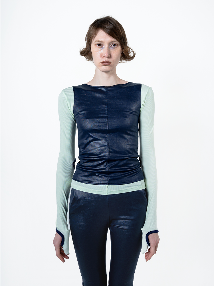 Flat Sleeveless
