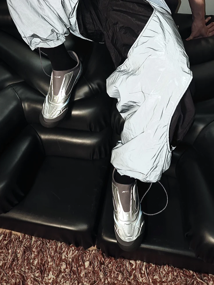 Swift Trek Trainers (Silver)
